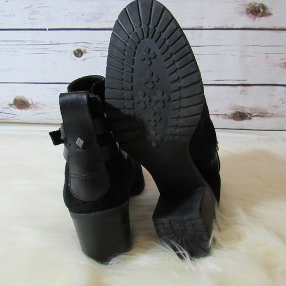 SAM EDELMAN 'Hannah' Belted Chelsea Bootie - Picture 12 of 12
